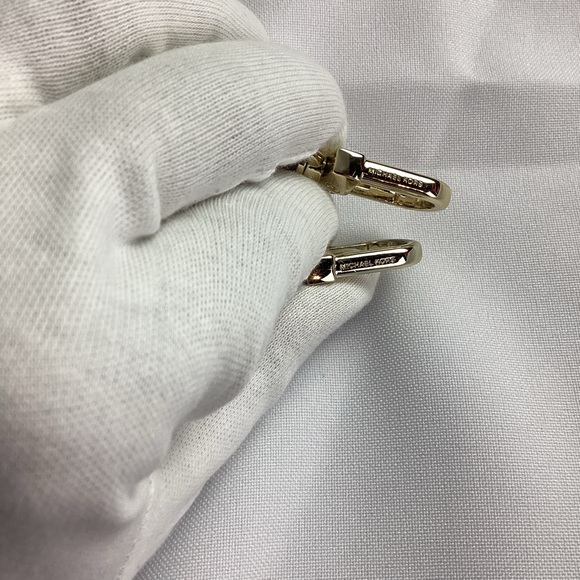 MICHAEL KORS Jet Set Medium Pebbled Leather Crossbody Red, White, Blue $298 - Picture 11 of 13